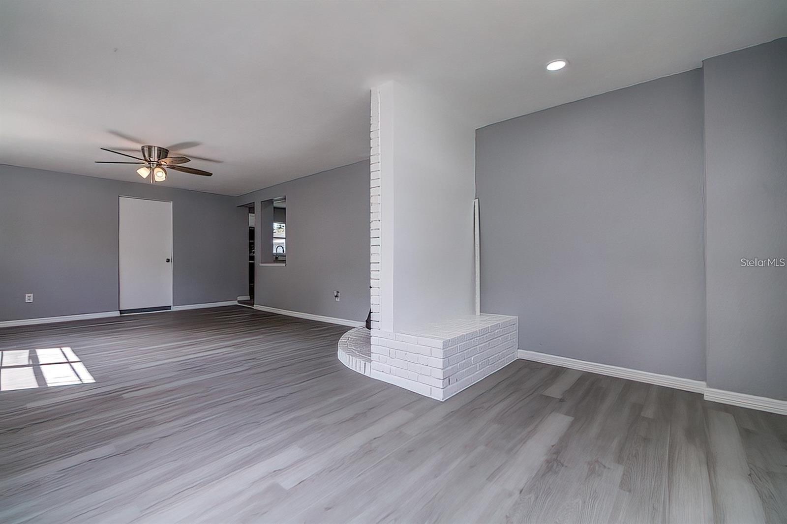 2107 MONTICELLO AVE, LAKELAND, FL, 33801