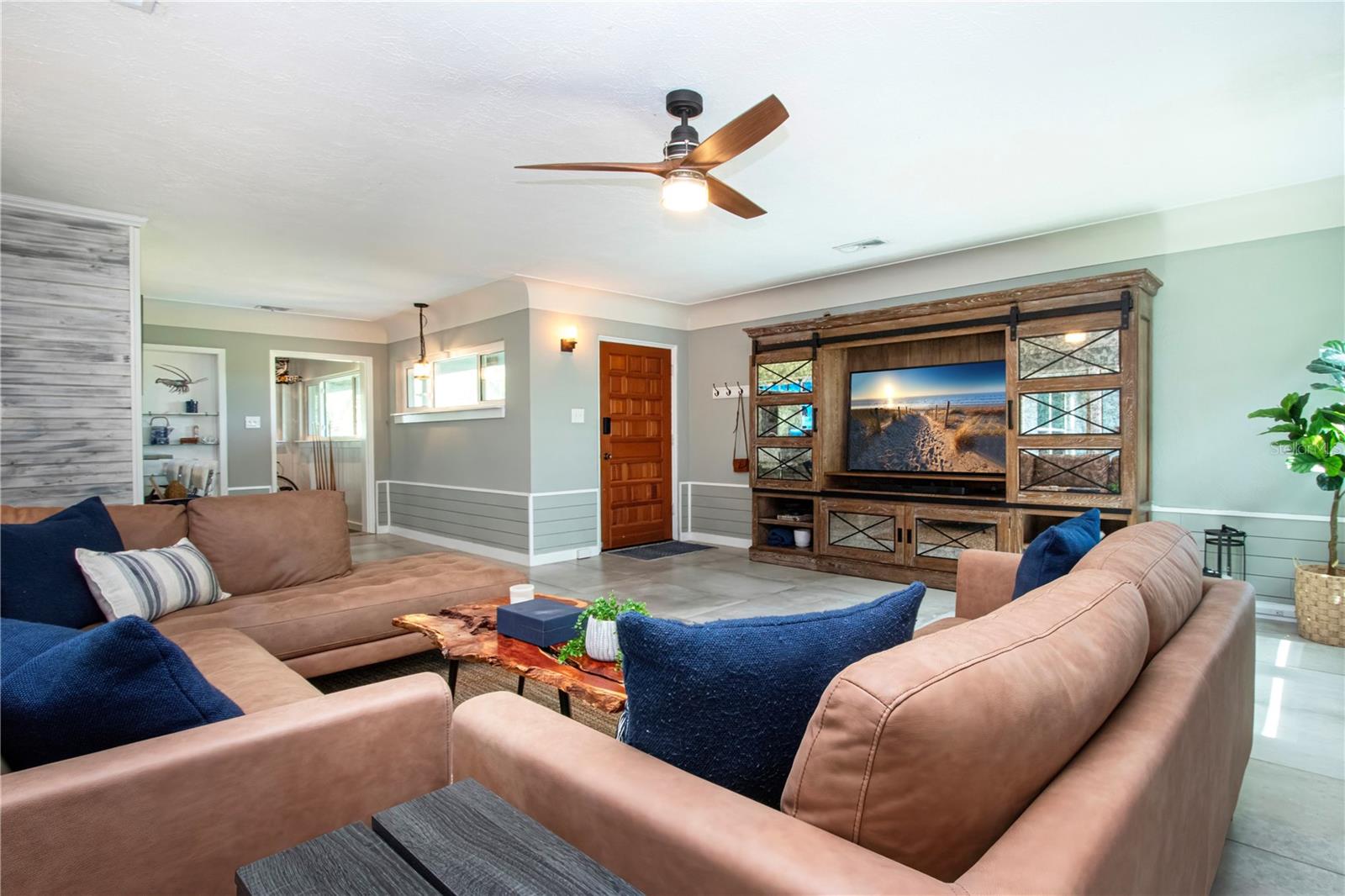 6109 KRACKER AVE, GIBSONTON, FL, 33534