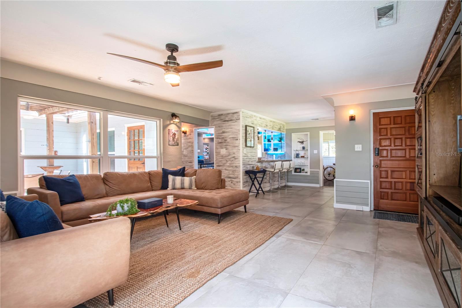 6109 KRACKER AVE, GIBSONTON, FL, 33534