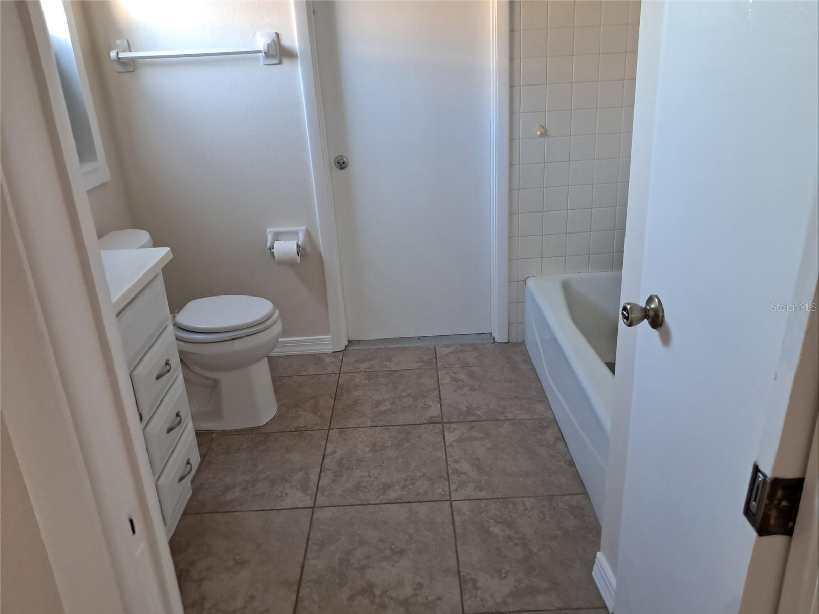 1071 PIEDMONT RD, VENICE, FL, 34293
