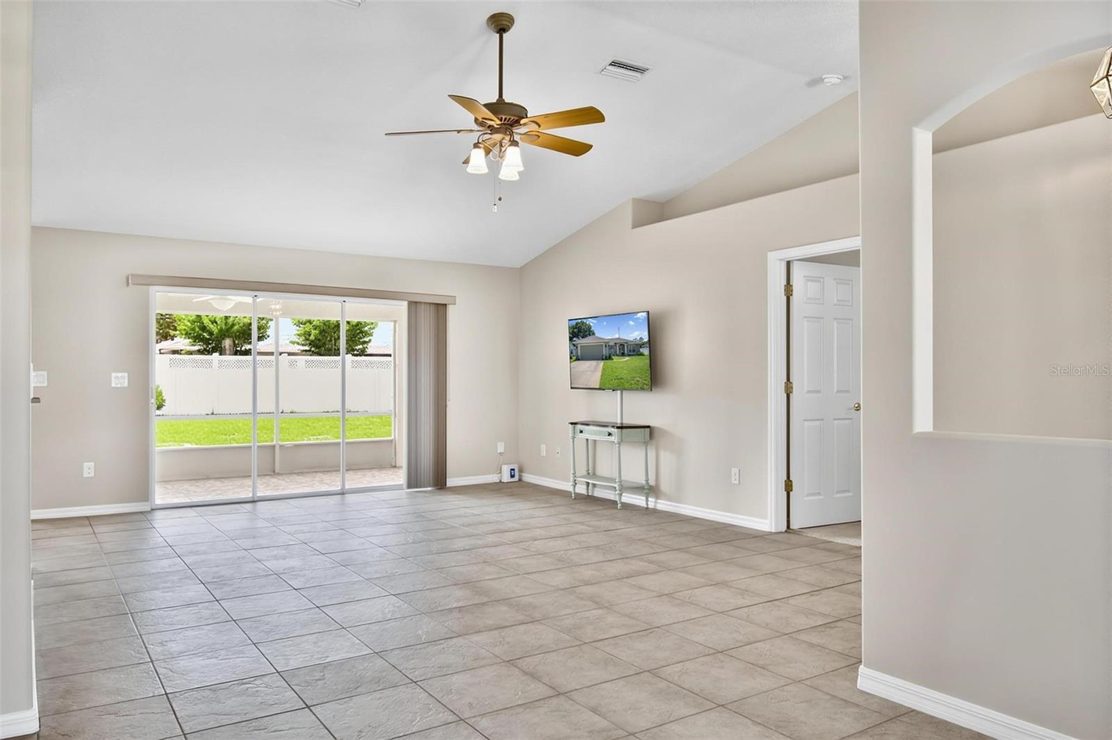 19 WOODFAIR LN, PALM COAST, FL, 32164