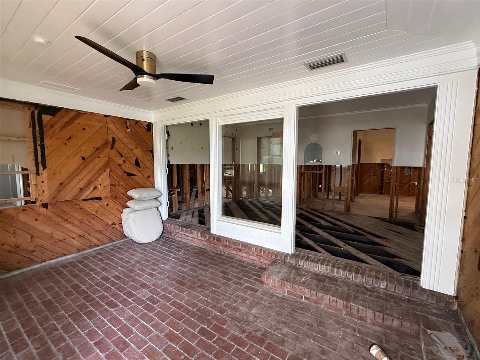 220 LYNDHURST ST, DUNEDIN, FL, 34698