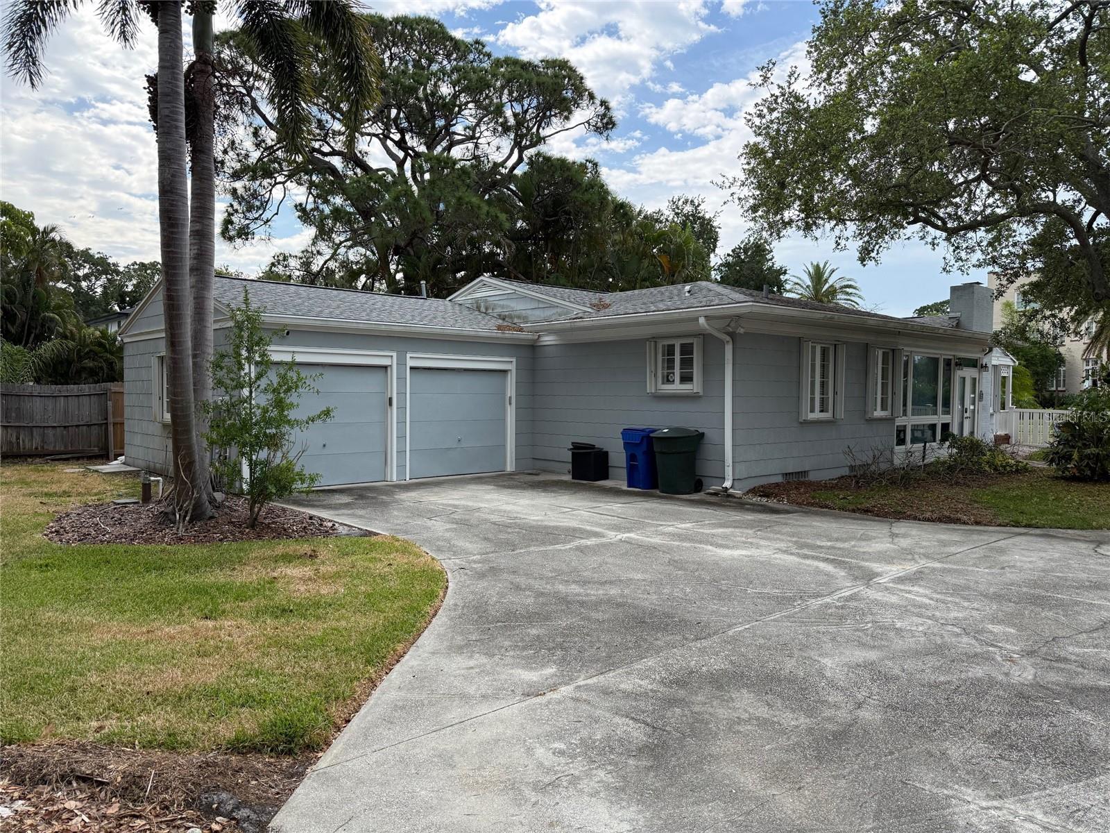 220 LYNDHURST ST, DUNEDIN, FL, 34698