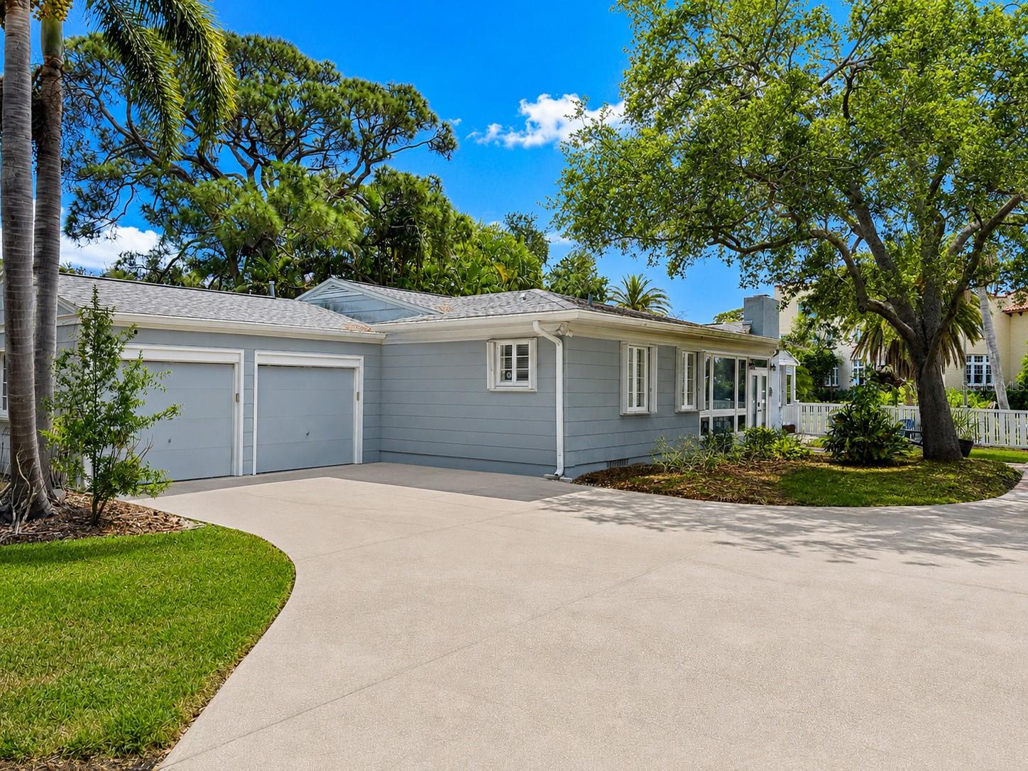 220 LYNDHURST ST, DUNEDIN, FL, 34698