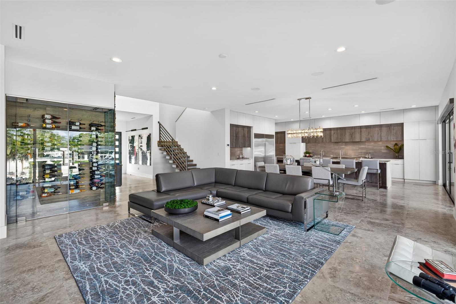 874 PLACIDO WAY NE, ST PETERSBURG, FL, 33704
