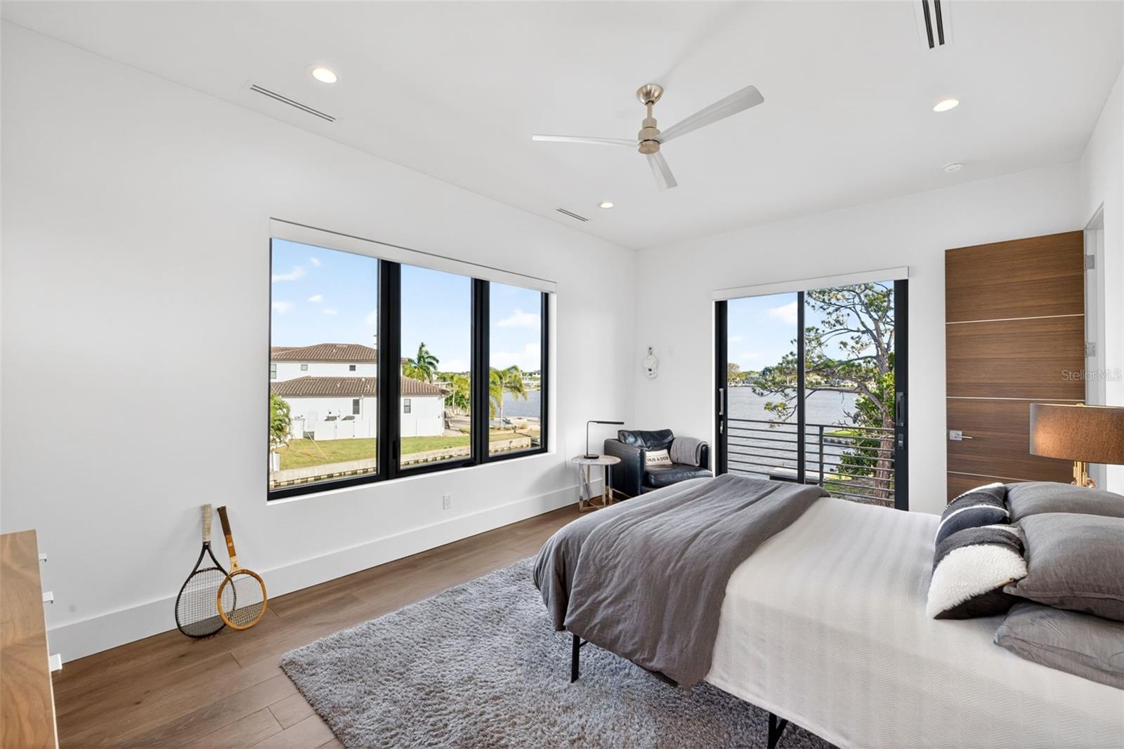874 PLACIDO WAY NE, ST PETERSBURG, FL, 33704