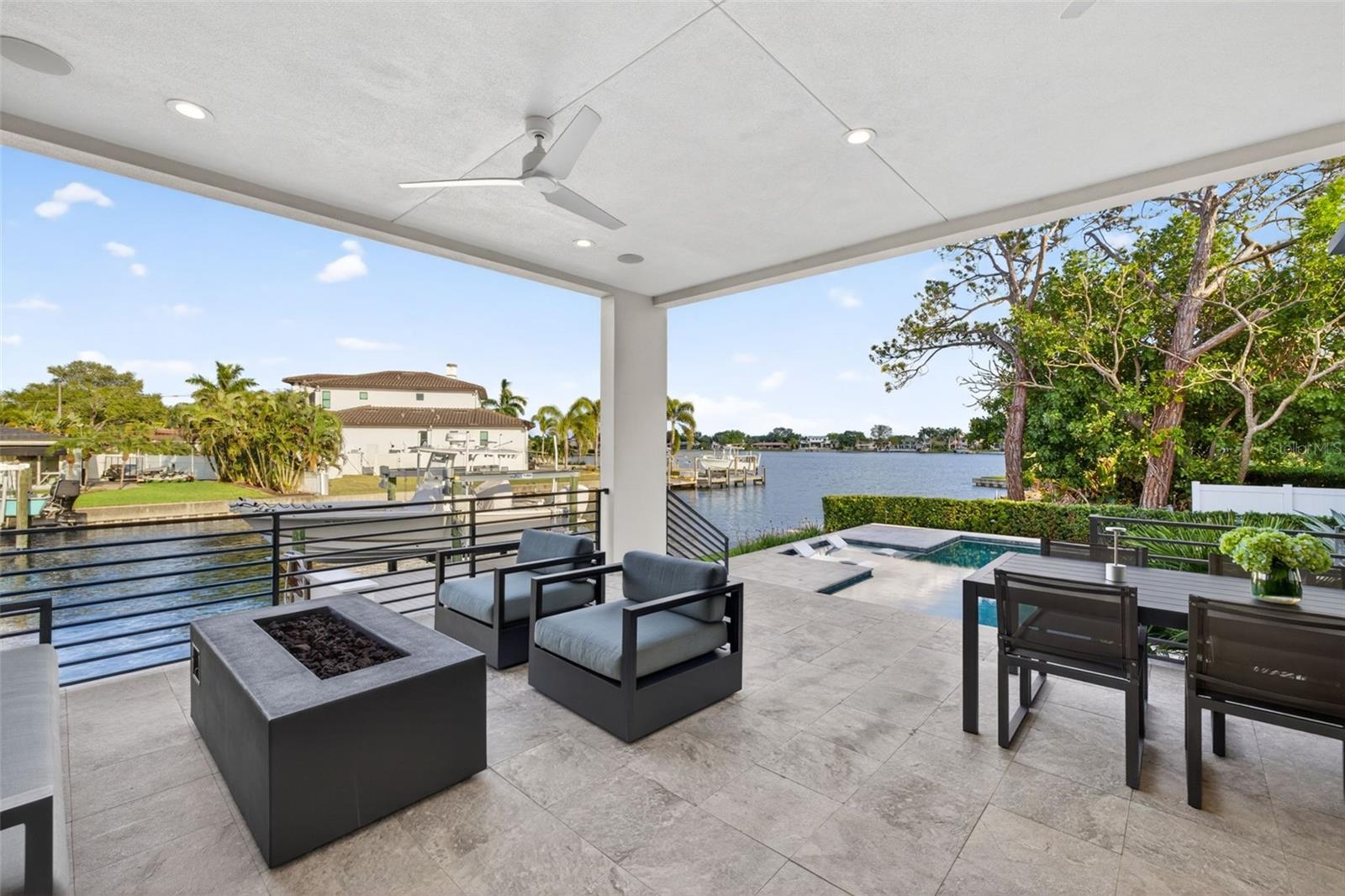 874 PLACIDO WAY NE, ST PETERSBURG, FL, 33704