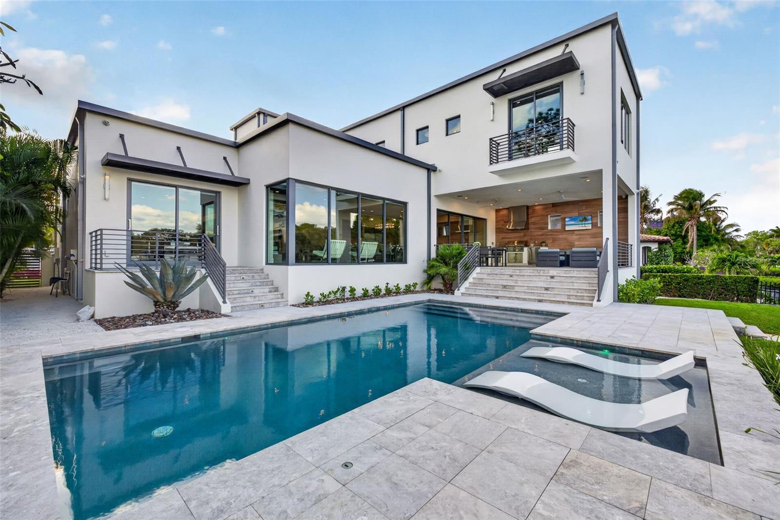 874 PLACIDO WAY NE, ST PETERSBURG, FL, 33704