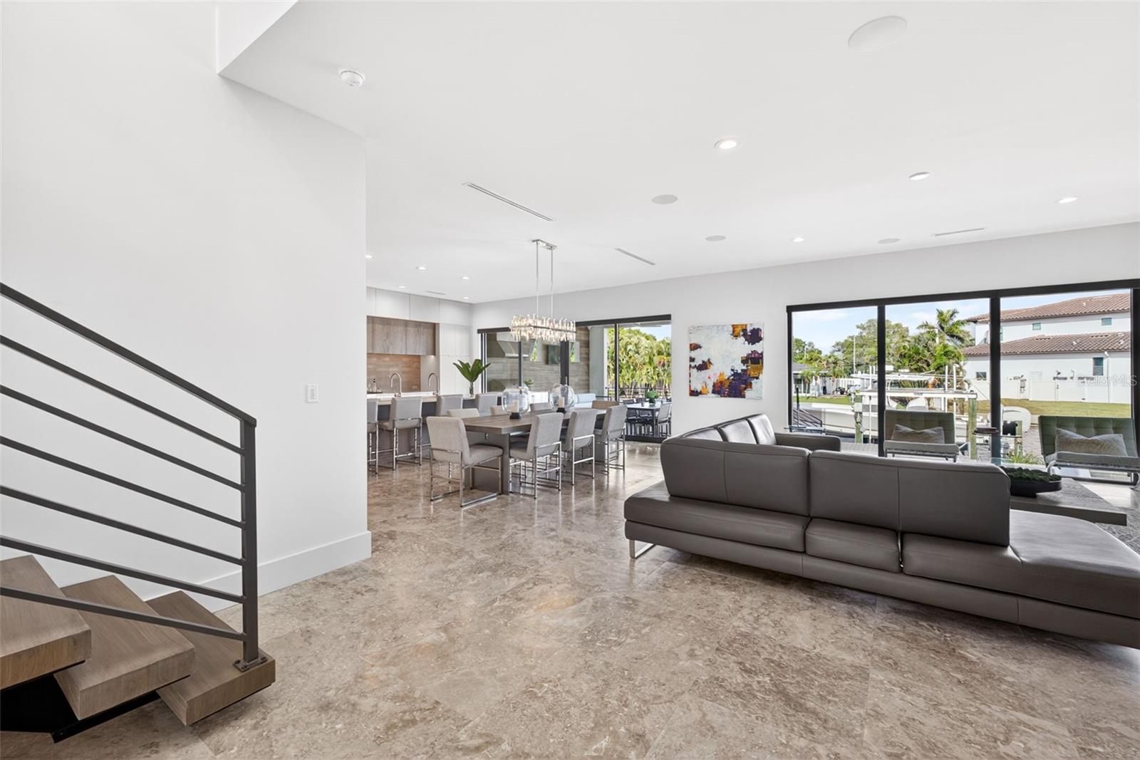 874 PLACIDO WAY NE, ST PETERSBURG, FL, 33704