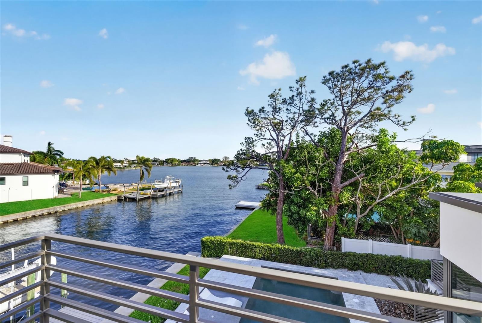 874 PLACIDO WAY NE, ST PETERSBURG, FL, 33704