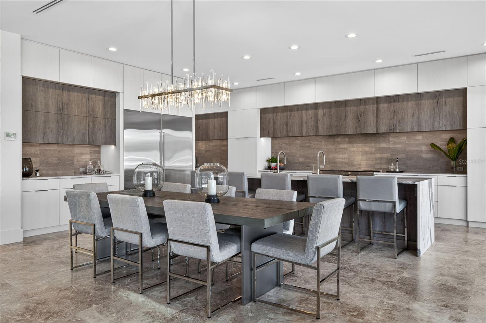 874 PLACIDO WAY NE, ST PETERSBURG, FL, 33704