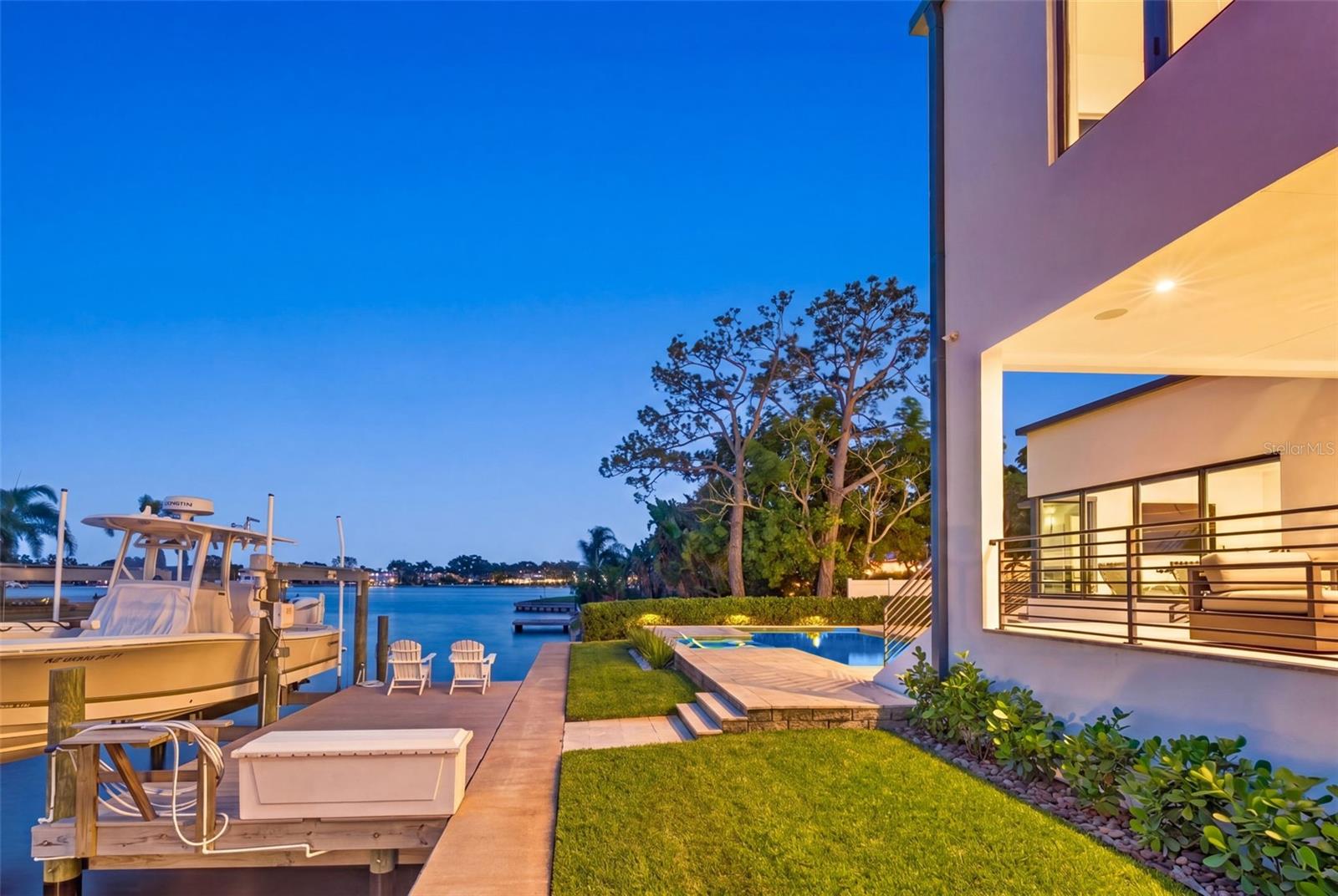 874 PLACIDO WAY NE, ST PETERSBURG, FL, 33704