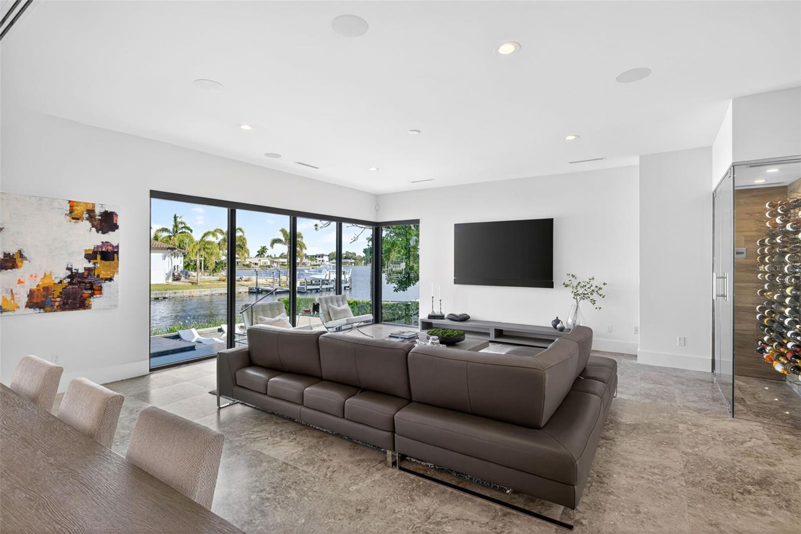 874 PLACIDO WAY NE, ST PETERSBURG, FL, 33704