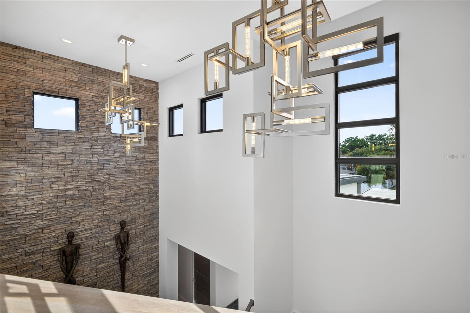 874 PLACIDO WAY NE, ST PETERSBURG, FL, 33704