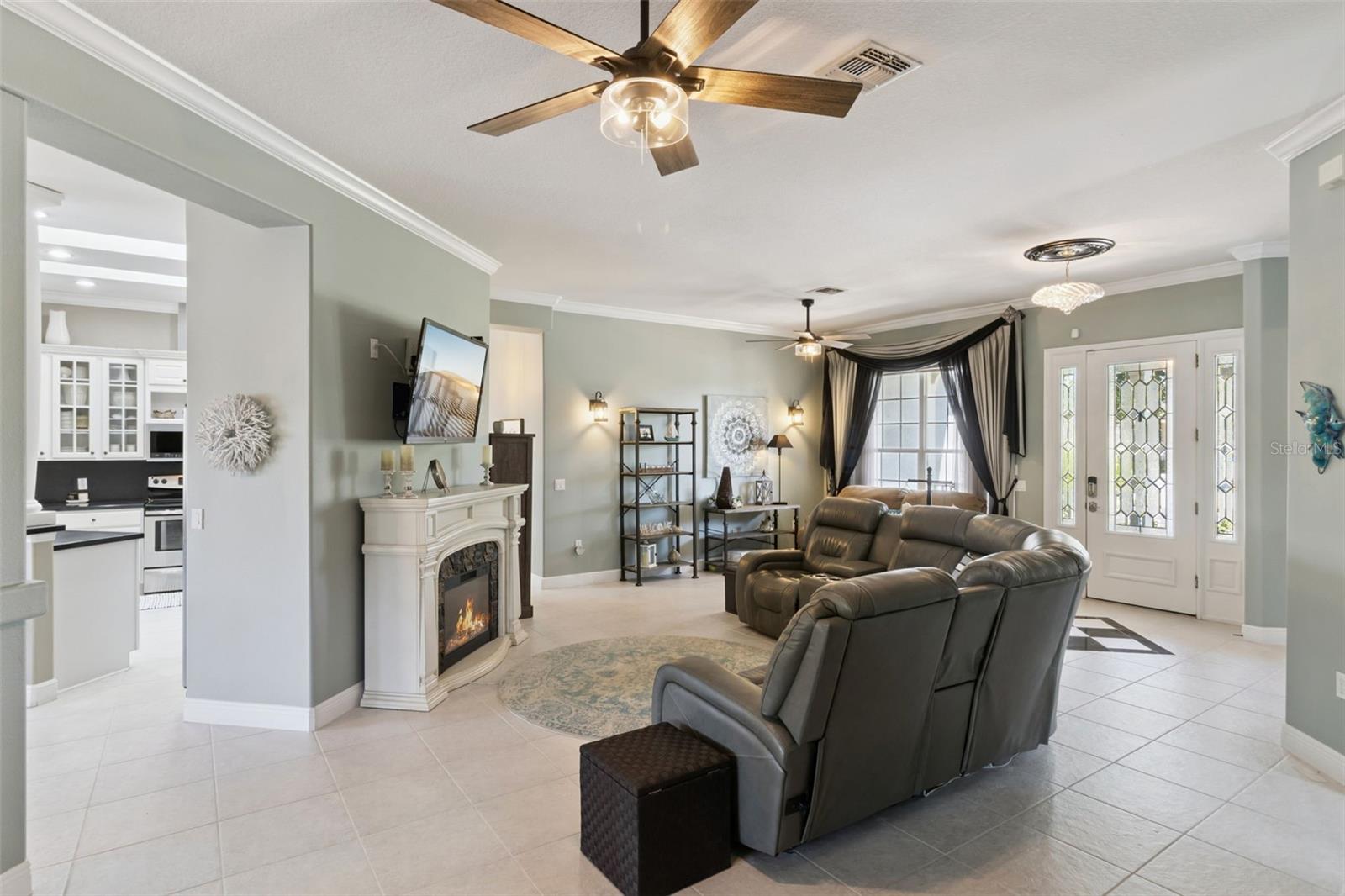165 LARGO DR, POINCIANA, FL, 34759