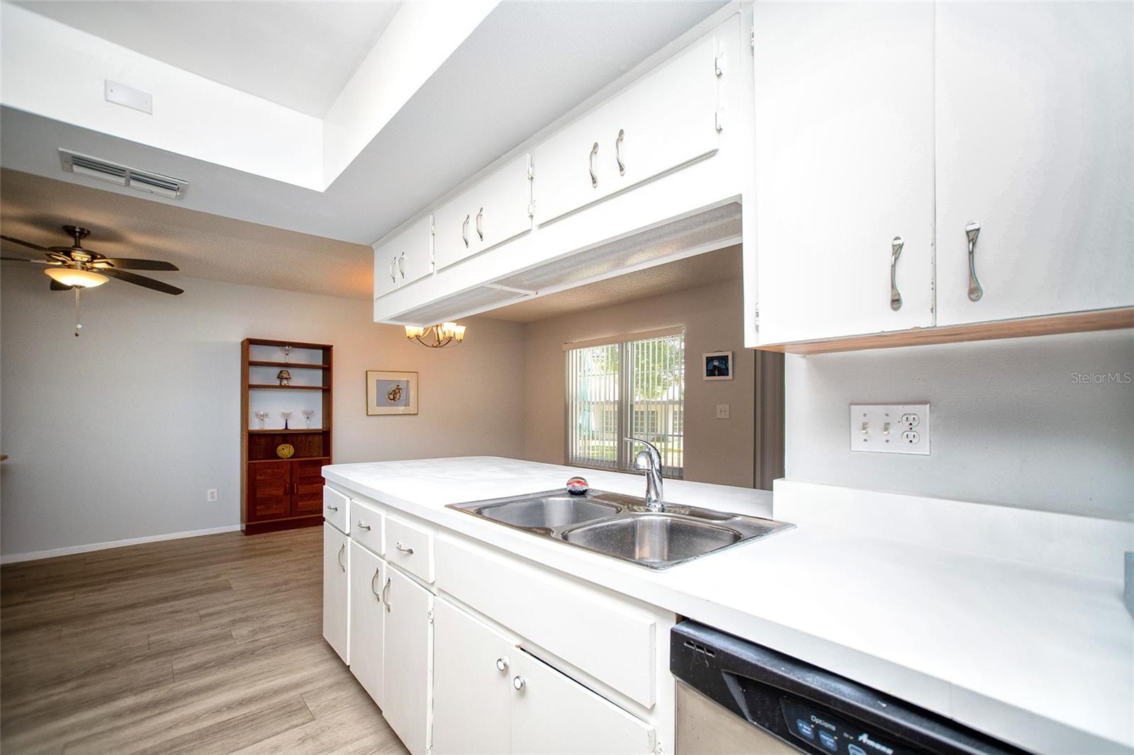 1647 BENTLEY CT, PALM HARBOR, FL, 34684