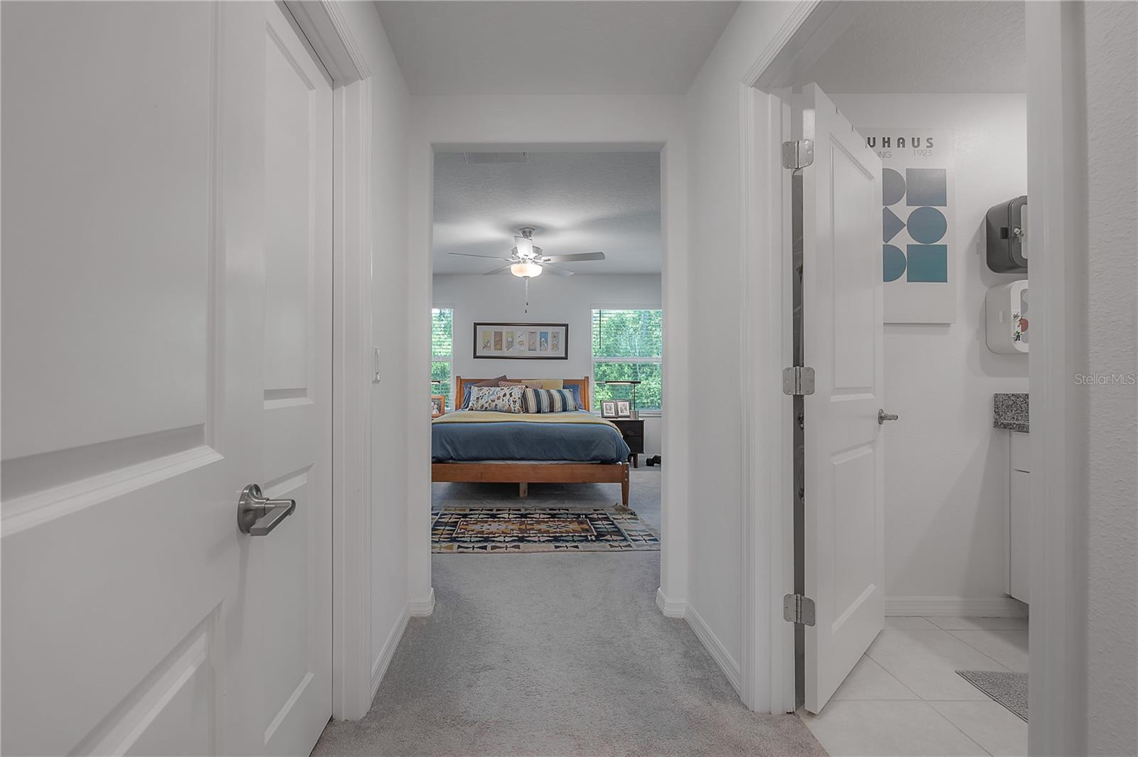 5223 FORUM BLVD, HOLIDAY, FL, 34690