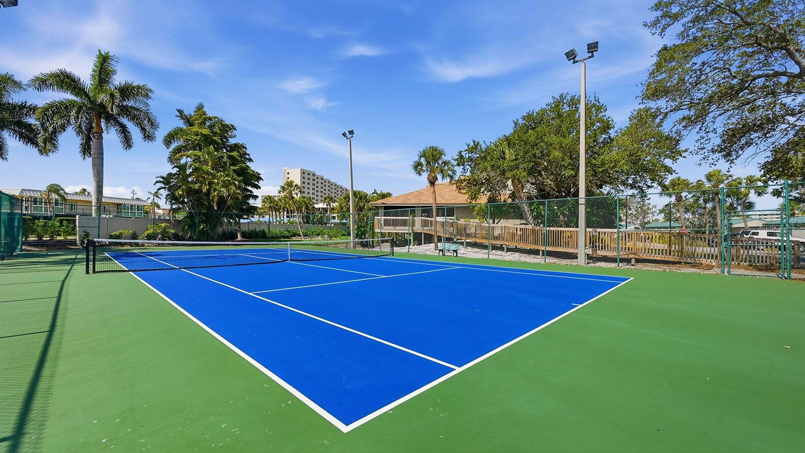 5880 MIDNIGHT PASS RD #907, SARASOTA, FL, 34242