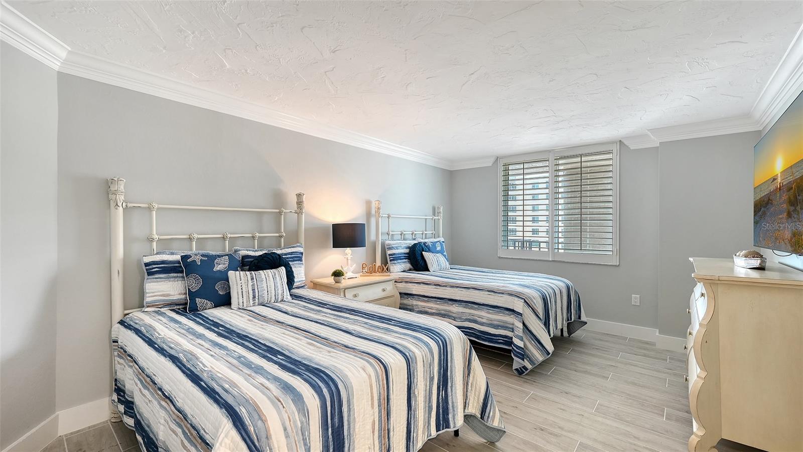 5880 MIDNIGHT PASS RD #907, SARASOTA, FL, 34242