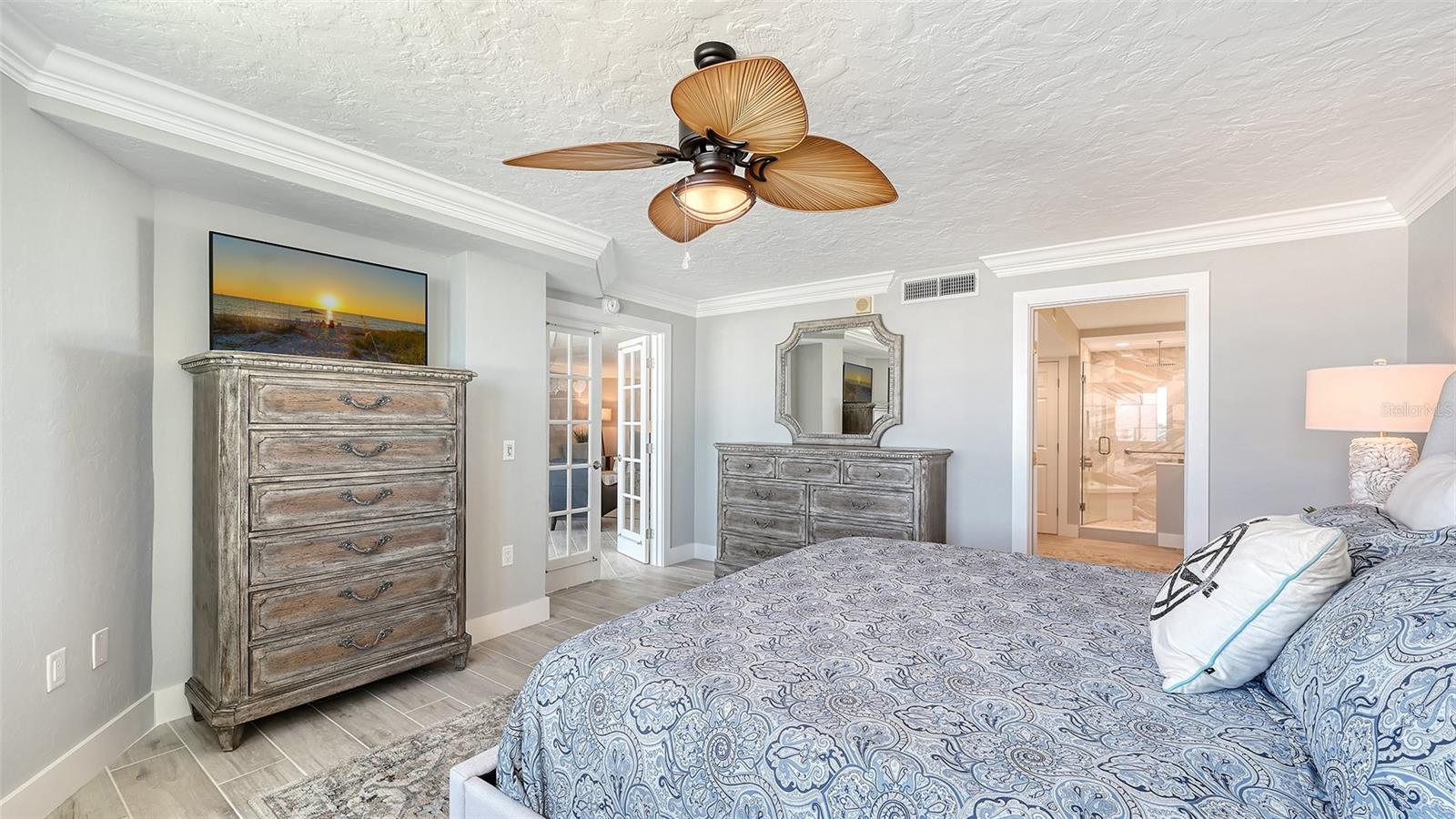 5880 MIDNIGHT PASS RD #907, SARASOTA, FL, 34242