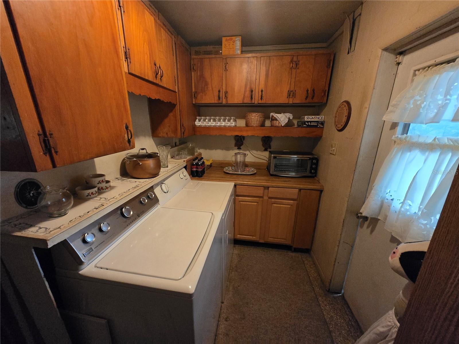 2304 W WOODLAWN AVE, TAMPA, FL, 33618