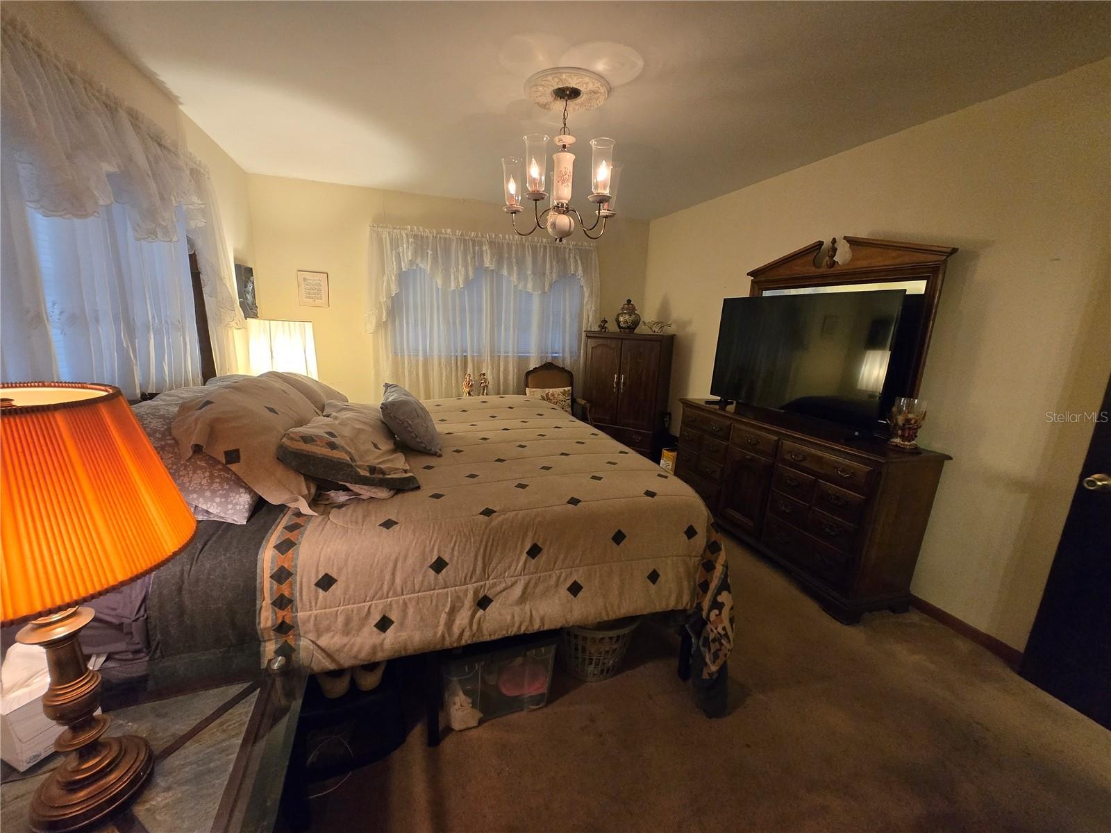 2304 W WOODLAWN AVE, TAMPA, FL, 33618
