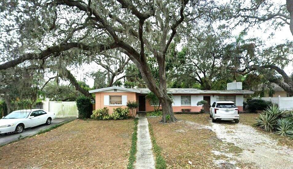 2304 W WOODLAWN AVE, TAMPA, FL, 33618