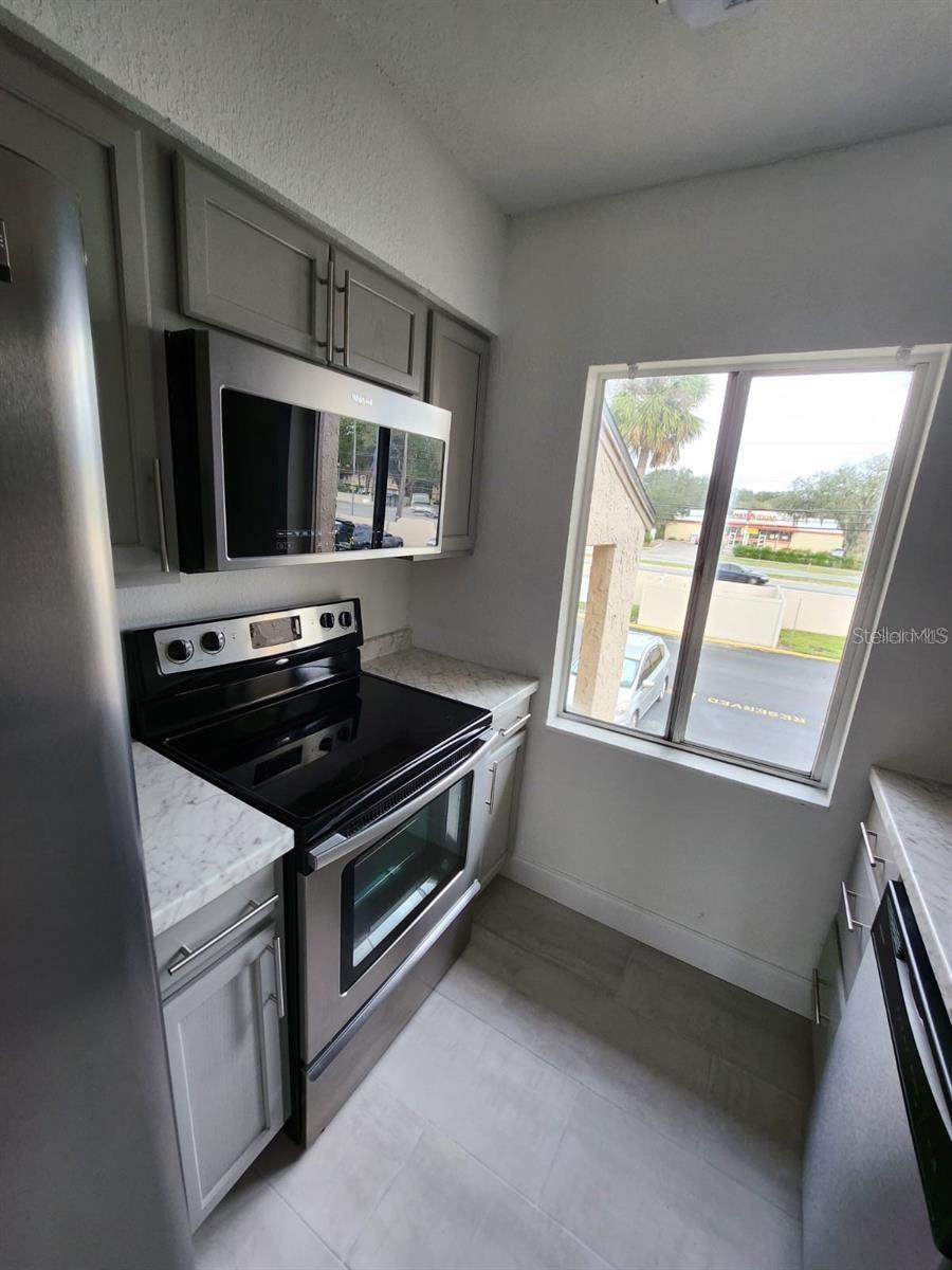 7516 NEEDLE LEAF PL #44, TAMPA, FL, 33617
