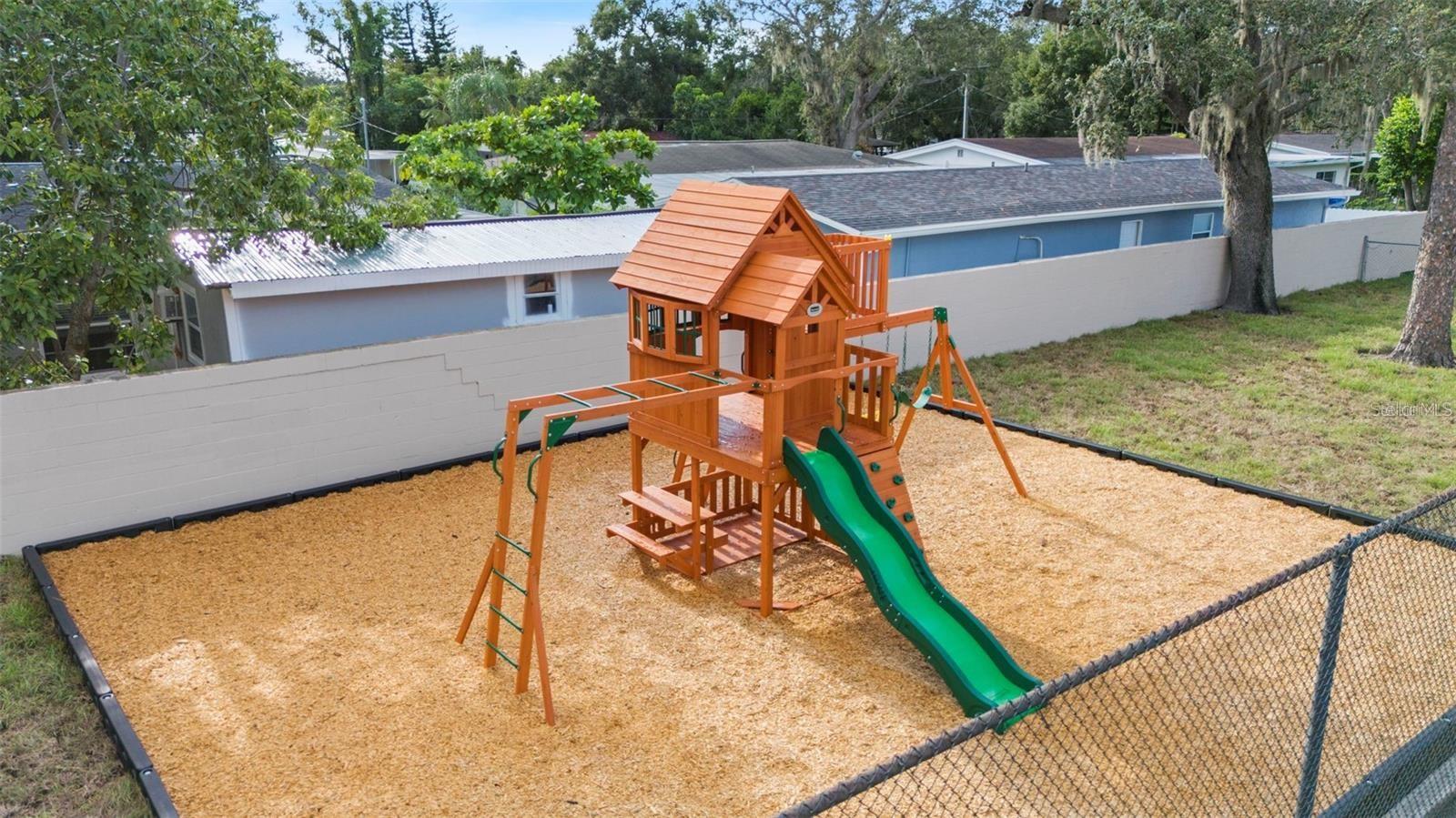 7516 NEEDLE LEAF PL #44, TAMPA, FL, 33617