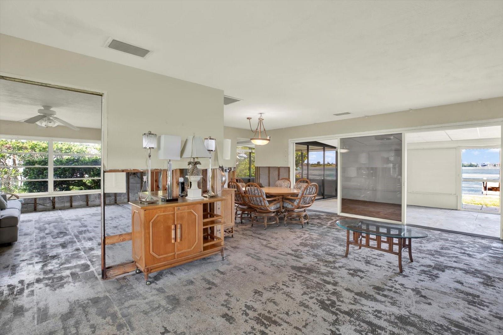 218 DRIFTWOOD LN, LARGO, FL, 33770