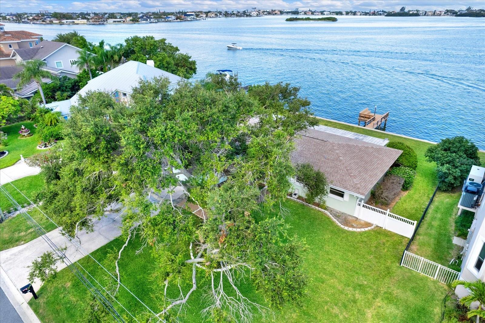 218 DRIFTWOOD LN, LARGO, FL, 33770