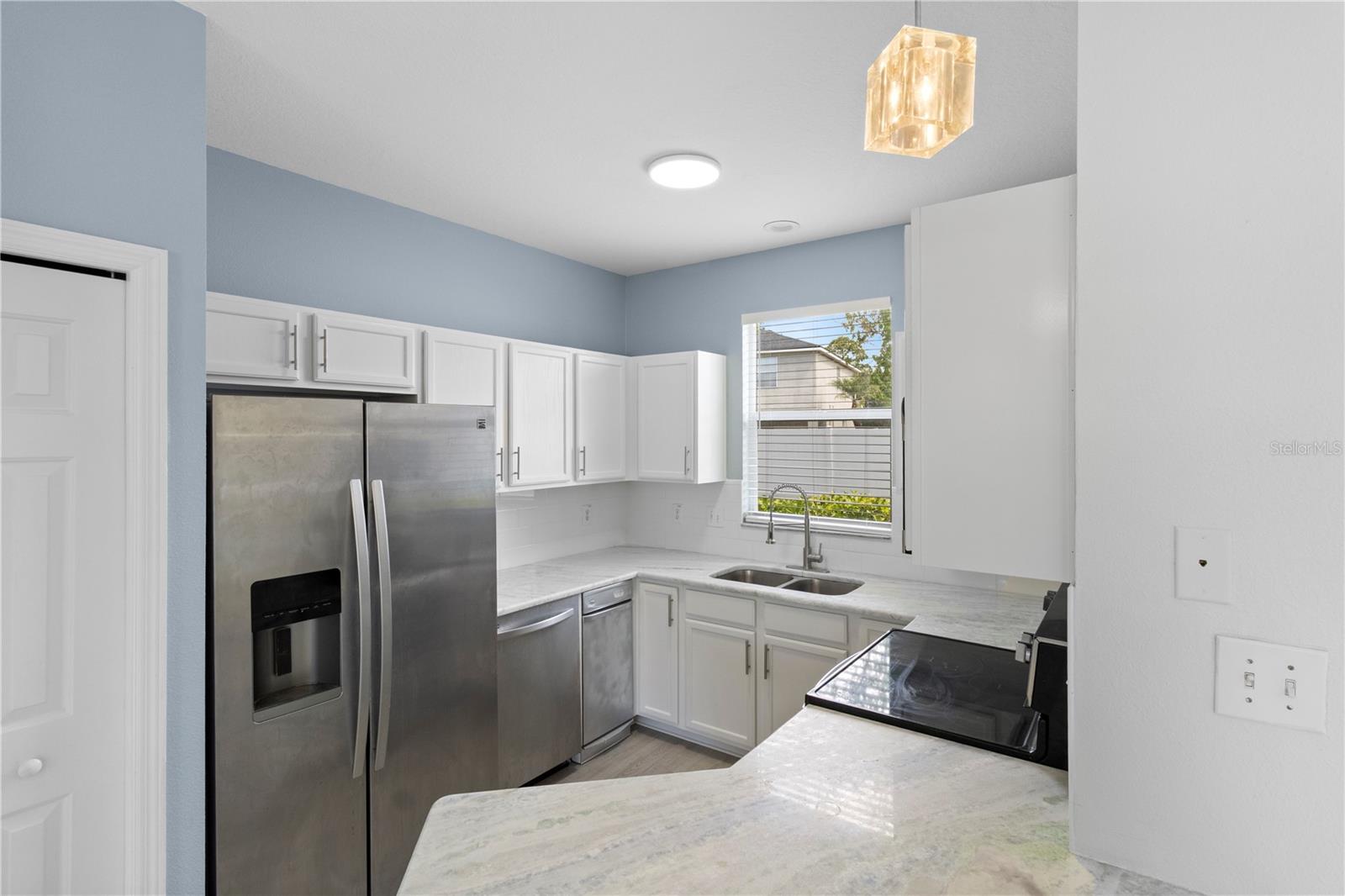 12294 COUNTRY WHITE CIR, TAMPA, FL, 33635