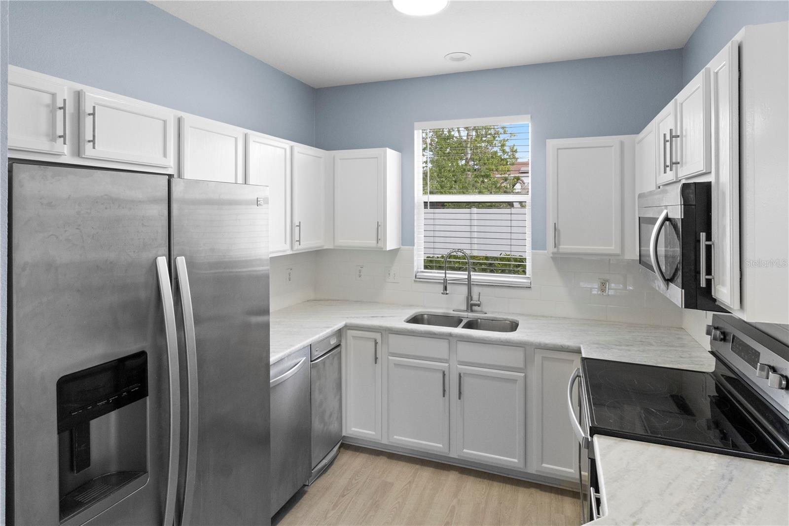 12294 COUNTRY WHITE CIR, TAMPA, FL, 33635