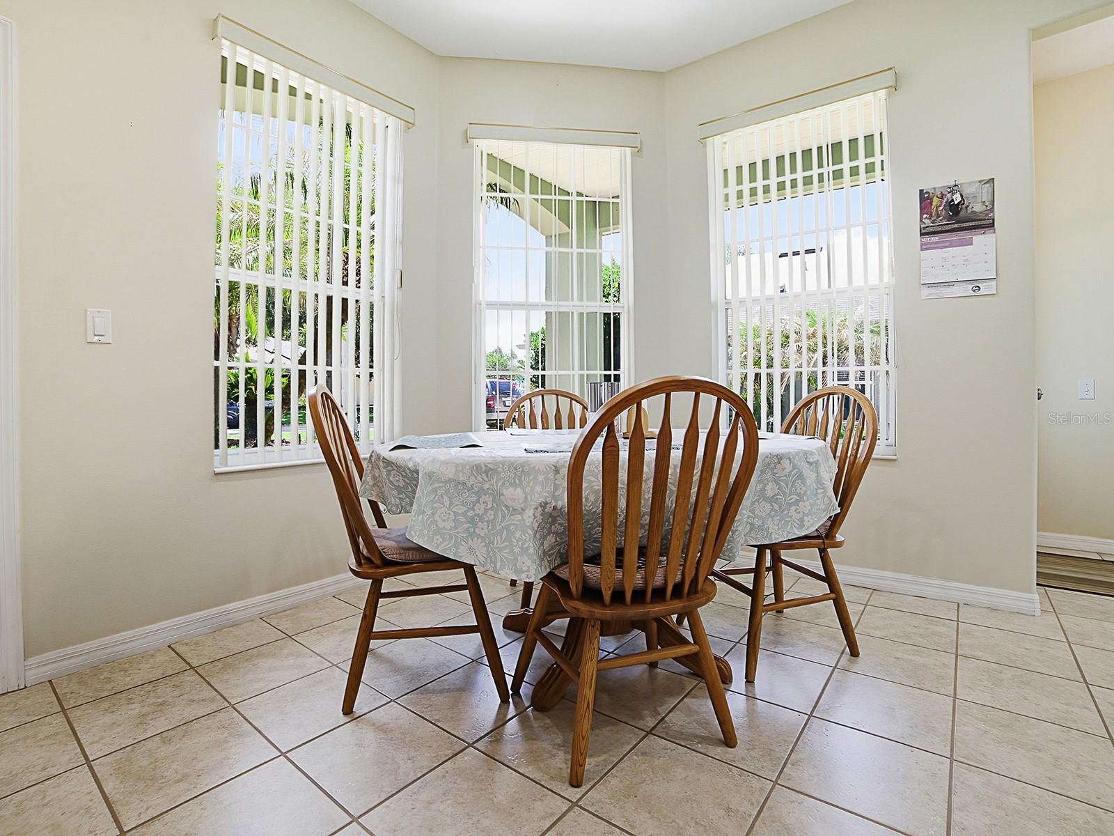 1431 LAKE VILLA DR, TAVARES, FL, 32778