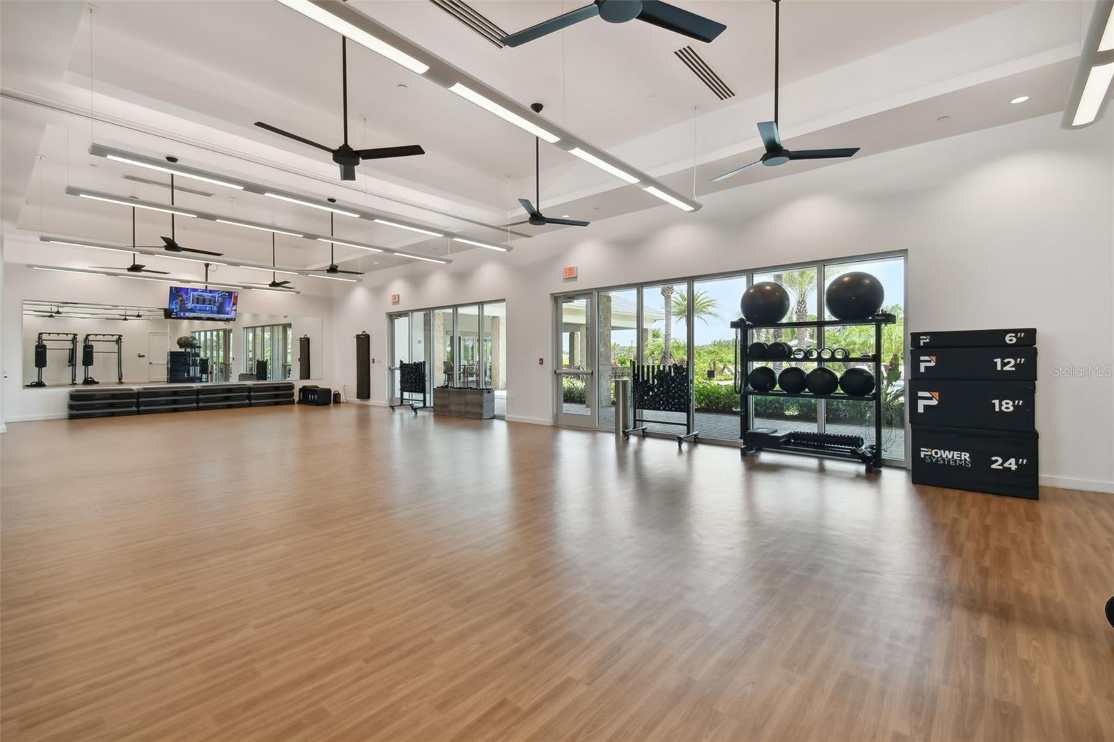 4647 GAROFALO RD, WESLEY CHAPEL, FL, 33543