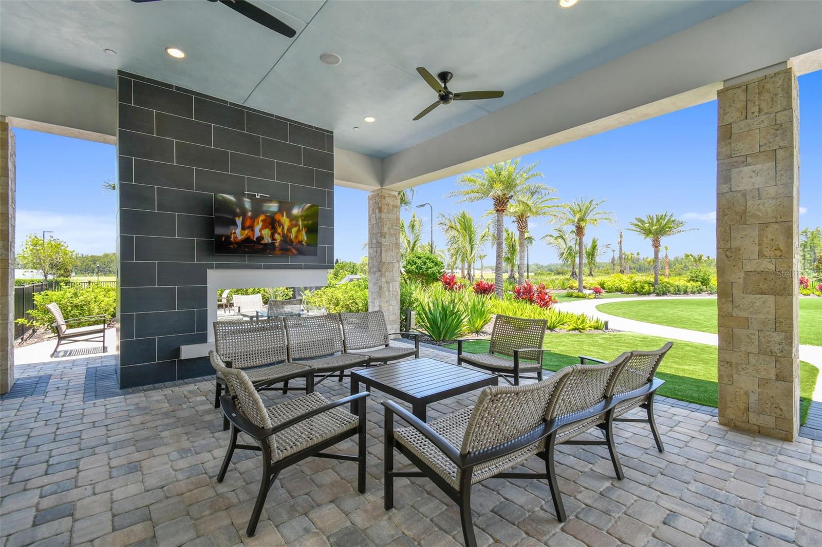 4647 GAROFALO RD, WESLEY CHAPEL, FL, 33543