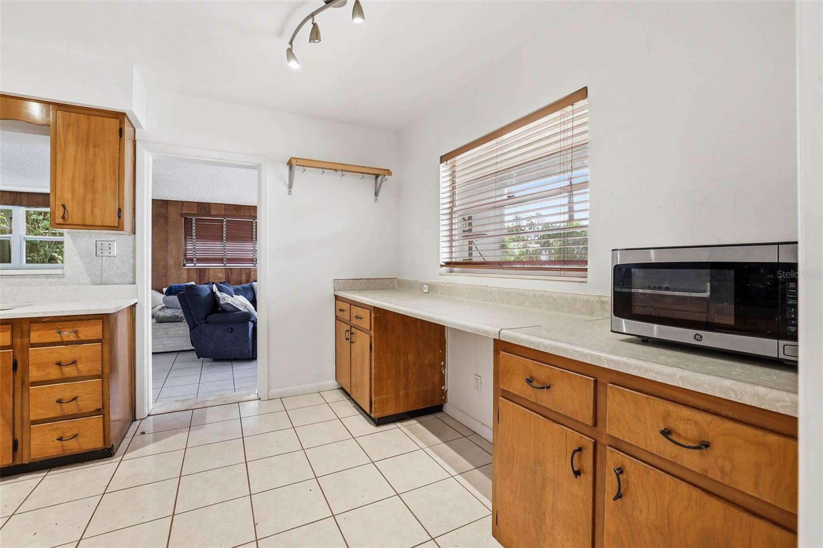 2112 W ORIENT ST, TAMPA, FL, 33607