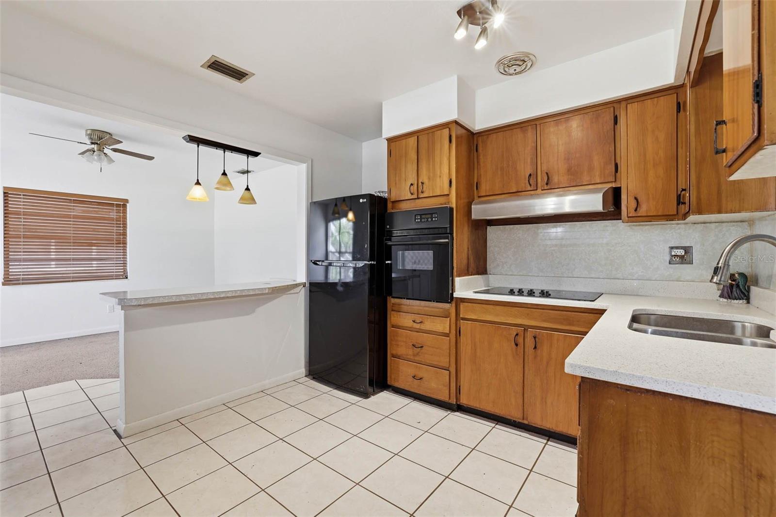 2112 W ORIENT ST, TAMPA, FL, 33607