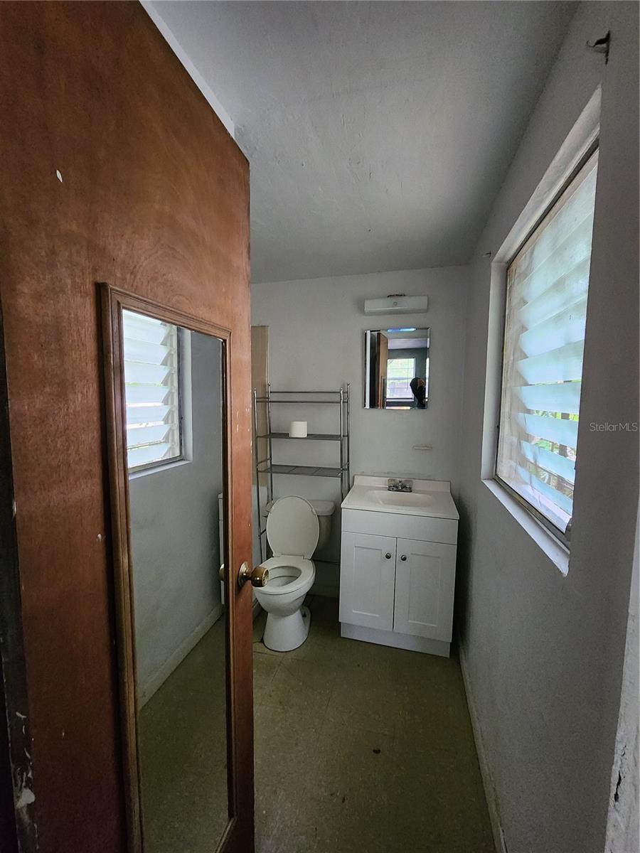 1958 NW 4 ST #B, GAINESVILLE, FL, 32609