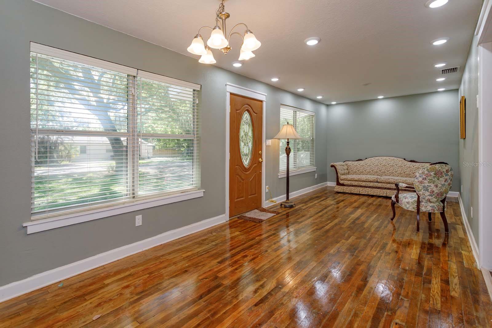2820 MAGNOLIA AVE, SANFORD, FL, 32773