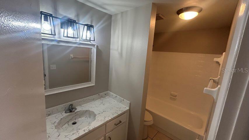 3216 SADDLEBROOK AVE, TAMPA, FL, 33618