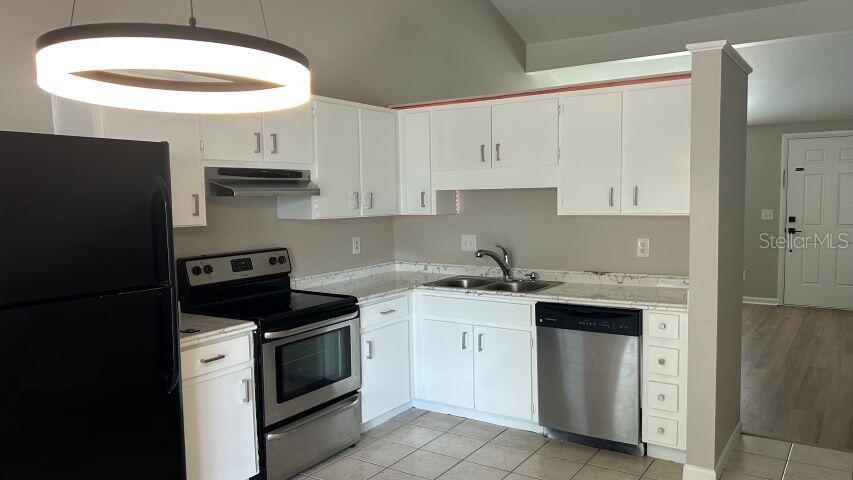 3216 SADDLEBROOK AVE, TAMPA, FL, 33618