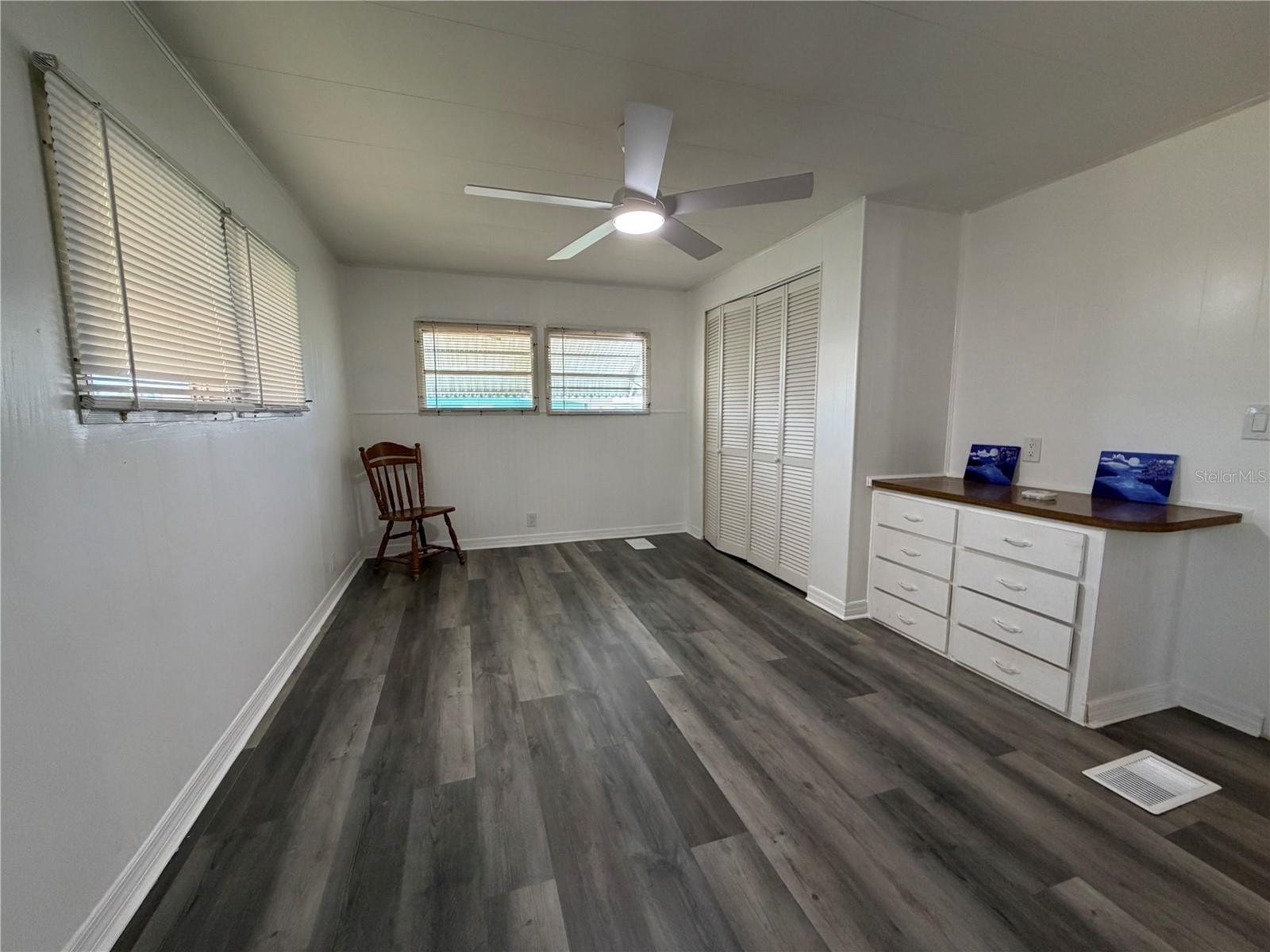 5221 BEECHMONT AVE, SARASOTA, FL, 34234