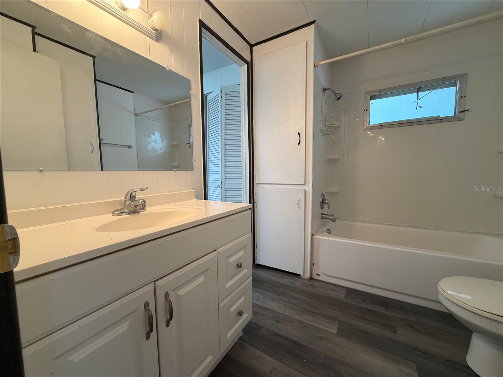 5221 BEECHMONT AVE, SARASOTA, FL, 34234