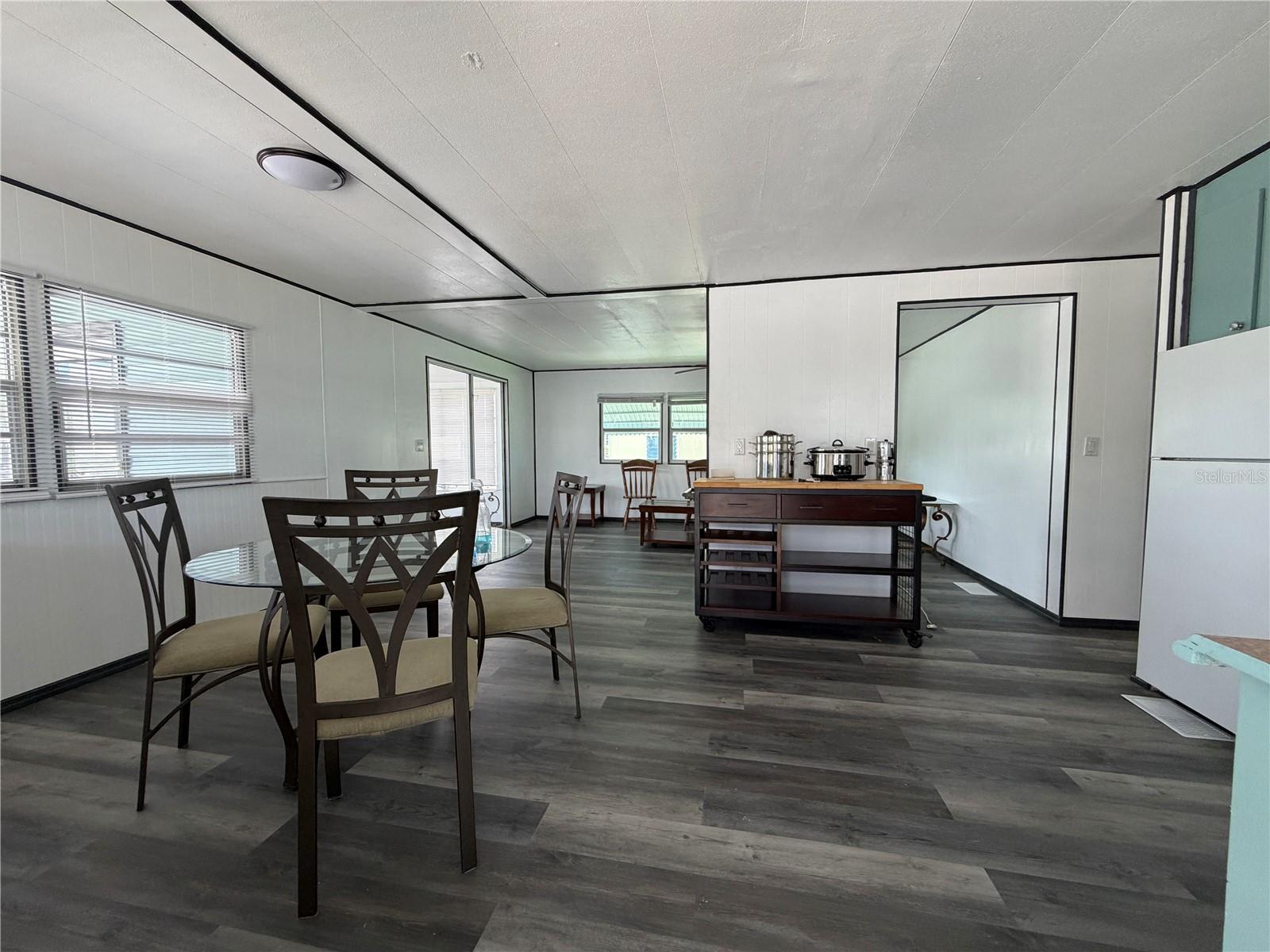 5221 BEECHMONT AVE, SARASOTA, FL, 34234