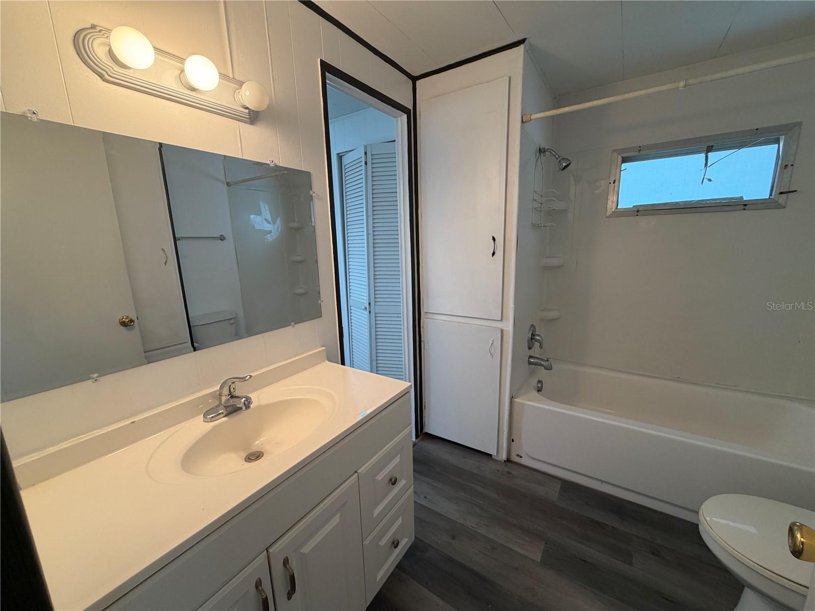 5221 BEECHMONT AVE, SARASOTA, FL, 34234