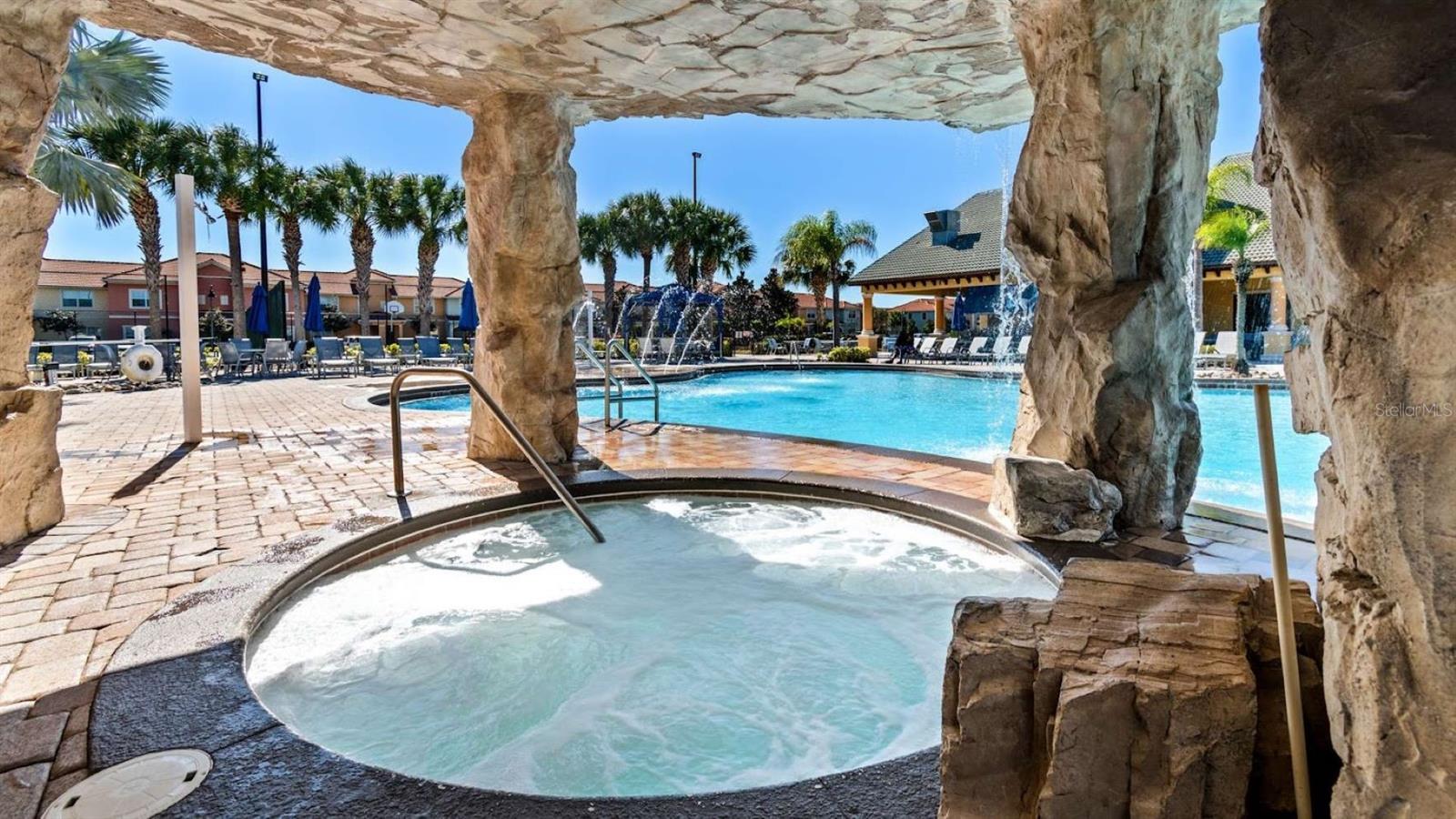 3071 BEACH PALM AVE, KISSIMMEE, FL, 34747