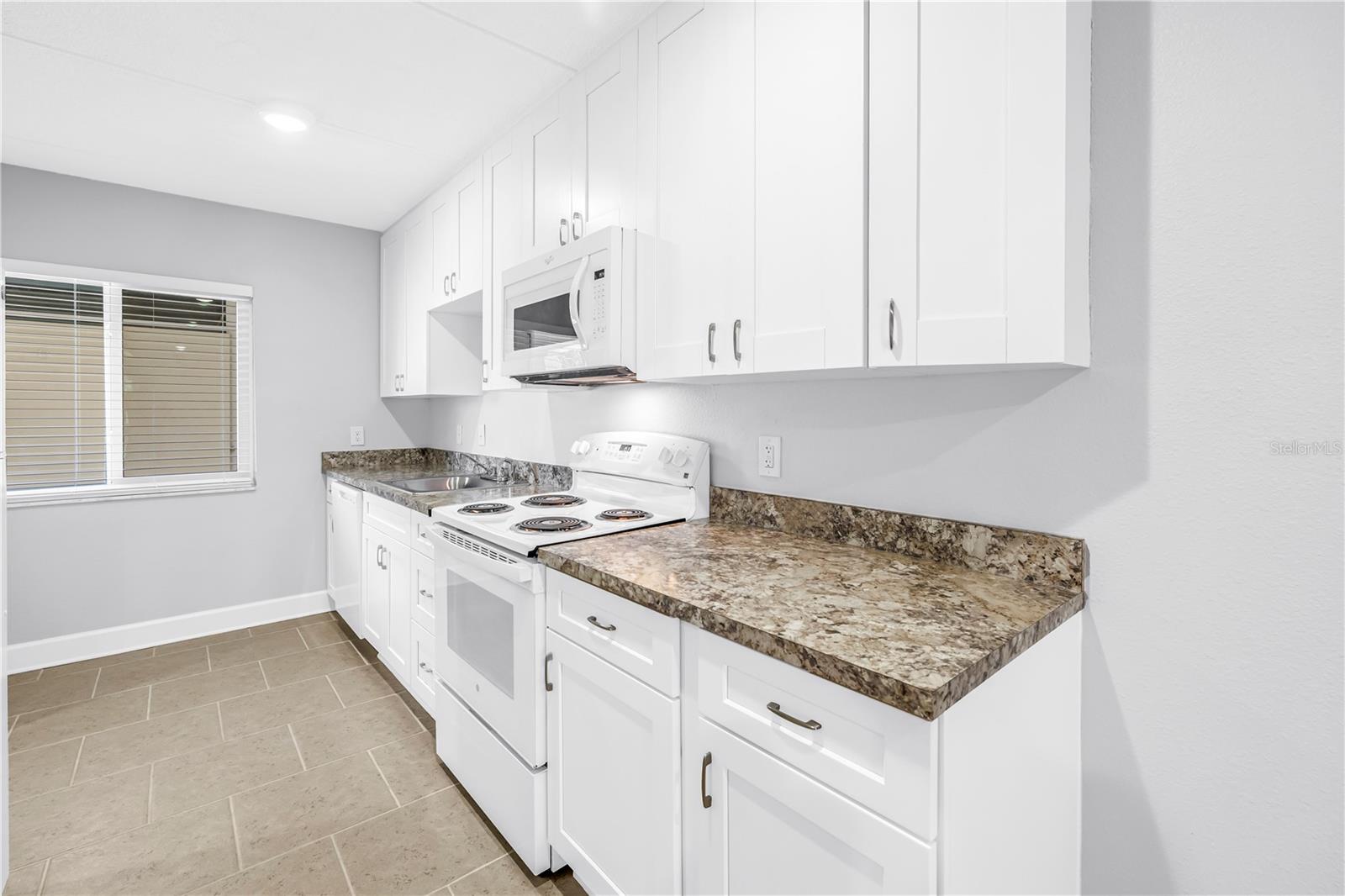 4435 1ST ST NE #104, ST PETERSBURG, FL, 33703
