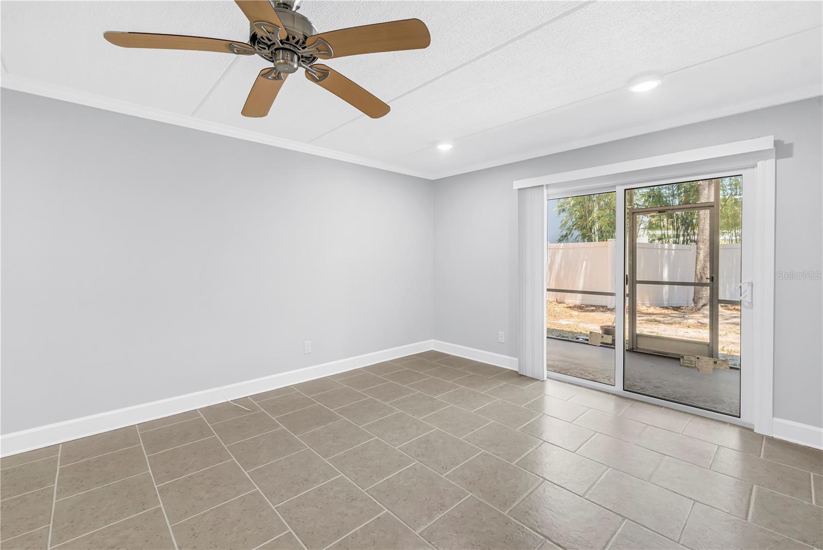 4435 1ST ST NE #104, ST PETERSBURG, FL, 33703