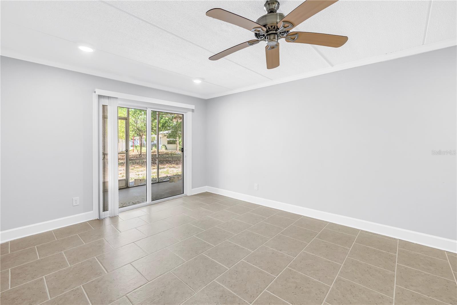 4435 1ST ST NE #104, ST PETERSBURG, FL, 33703